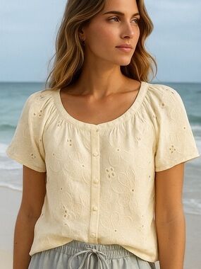 Calypso St Barth Cream Cotton Eyelet Blouse Boho Resort Top EUC Made Jordan M